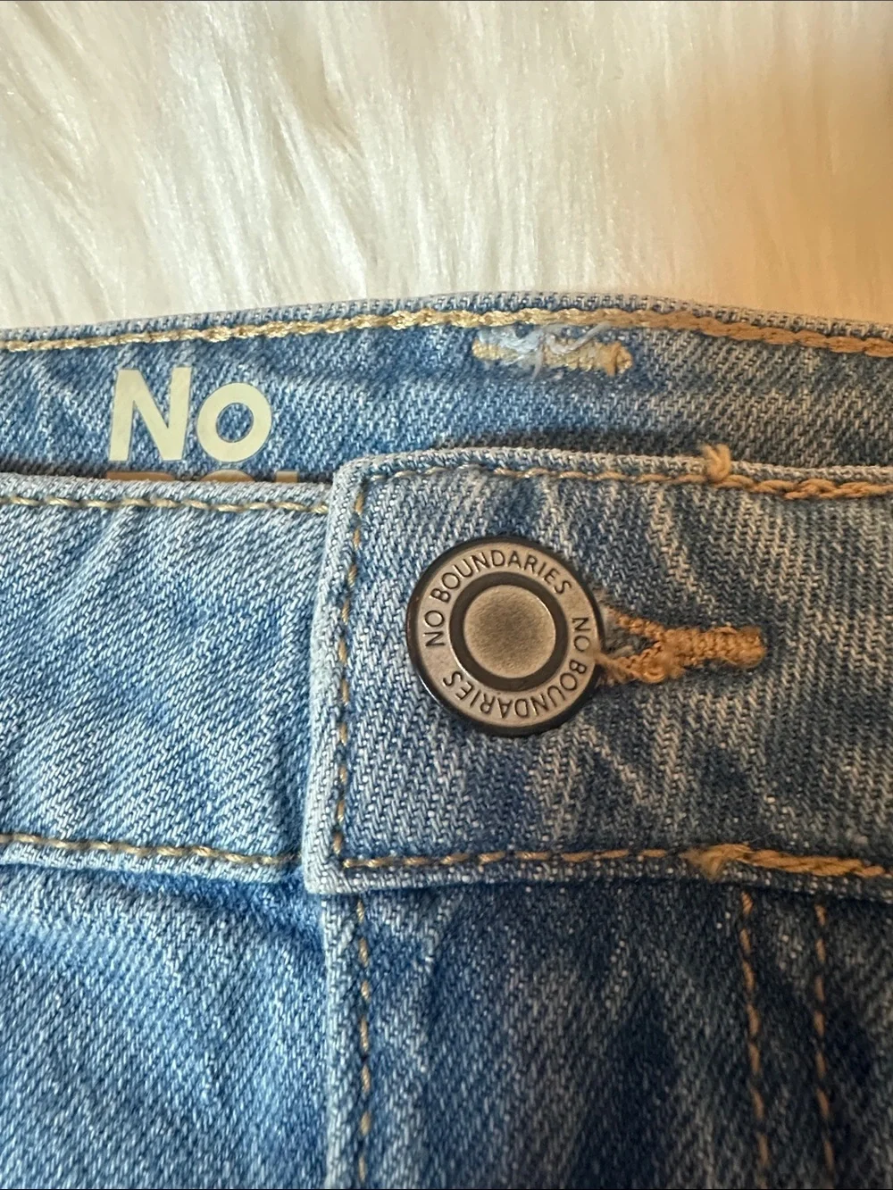 NWT No Boundaries Light Wash Denim Mini Skirt - Light Blue Sz XL 16-18 π¦ - Picture 3 of 10